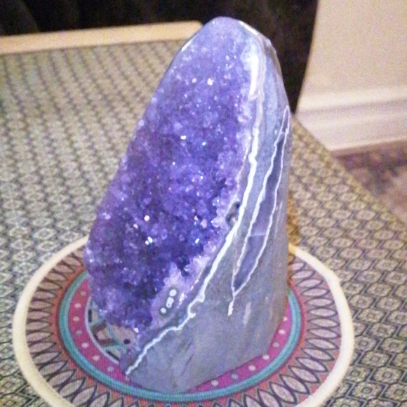 Gorgeous AMETHYST CATHEDRAL ✨3.4lbs with amazing banding and colouring! Video! - Picture 4 of 17